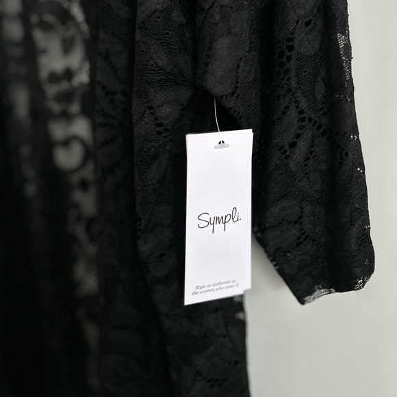 Lace Kimono - Picture 3 of 3